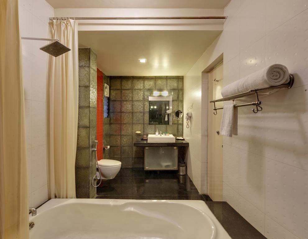 Citrus Hotel Kolhapur Exterior foto