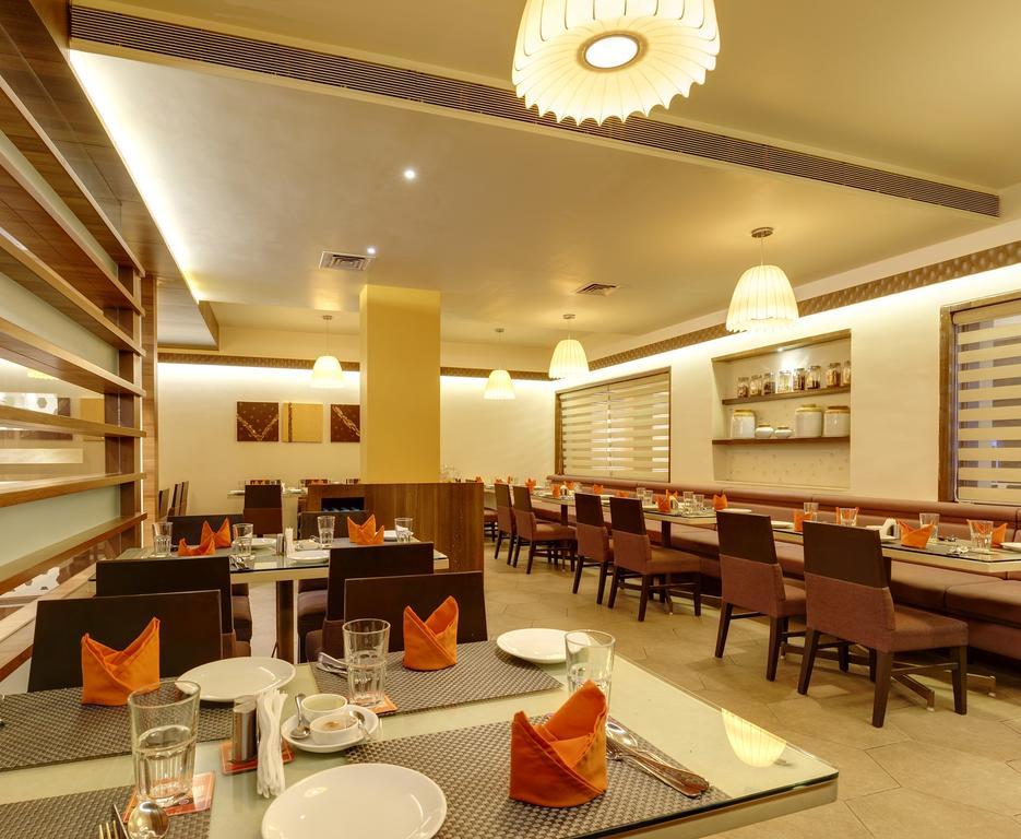 Citrus Hotel Kolhapur Exterior foto